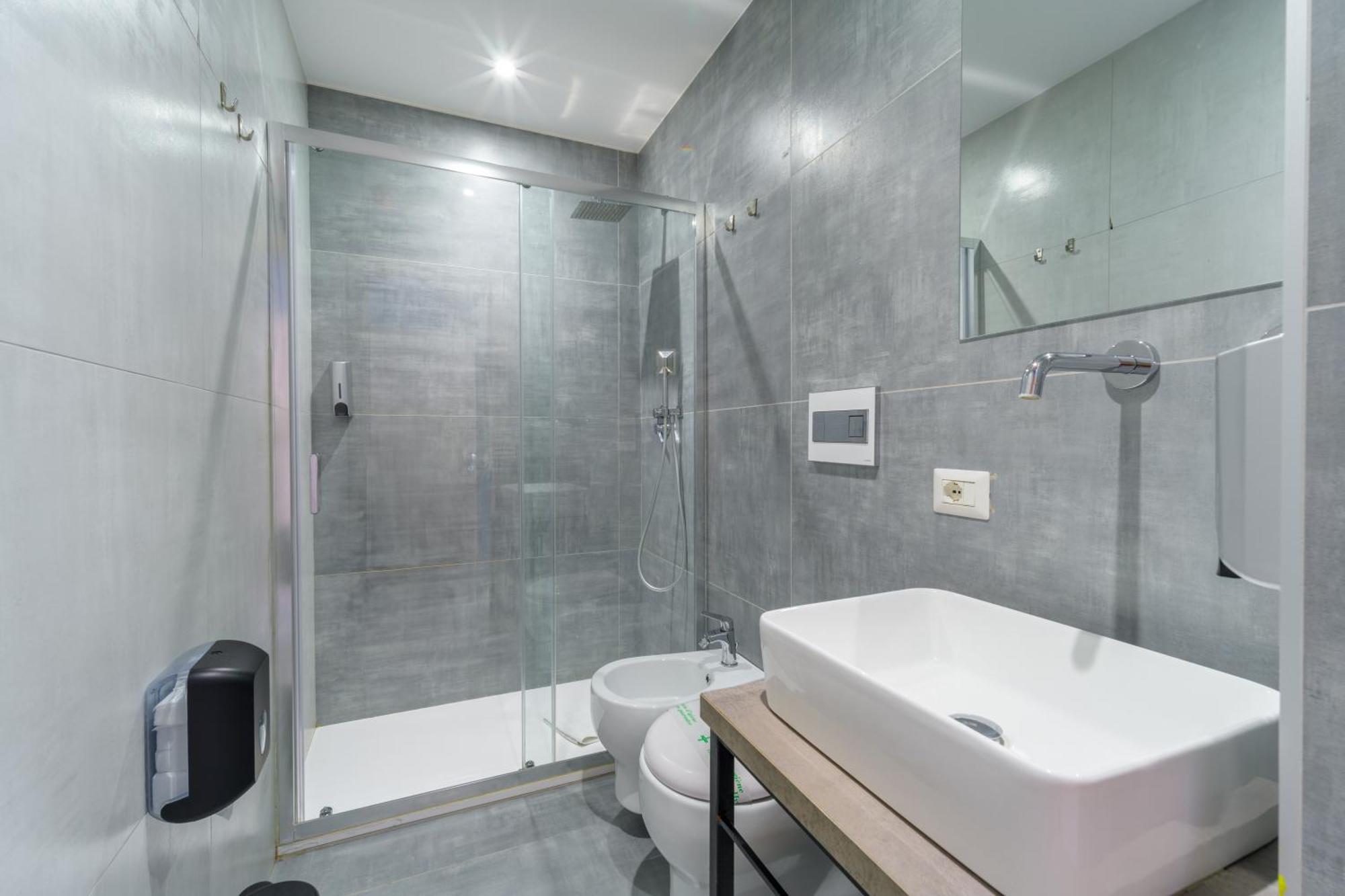 Room 65 Катания Экстерьер фото