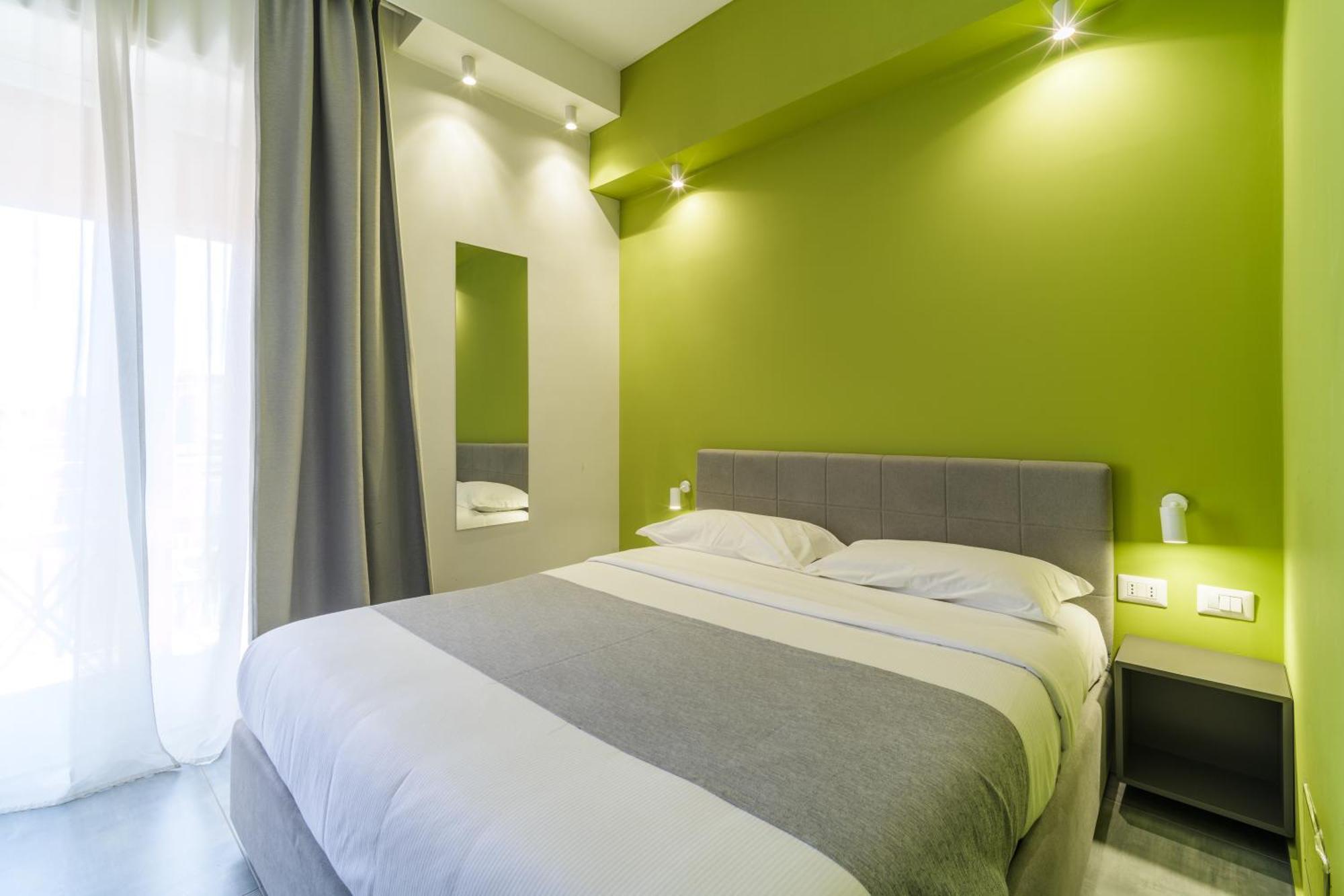 Room 65 Катания Экстерьер фото