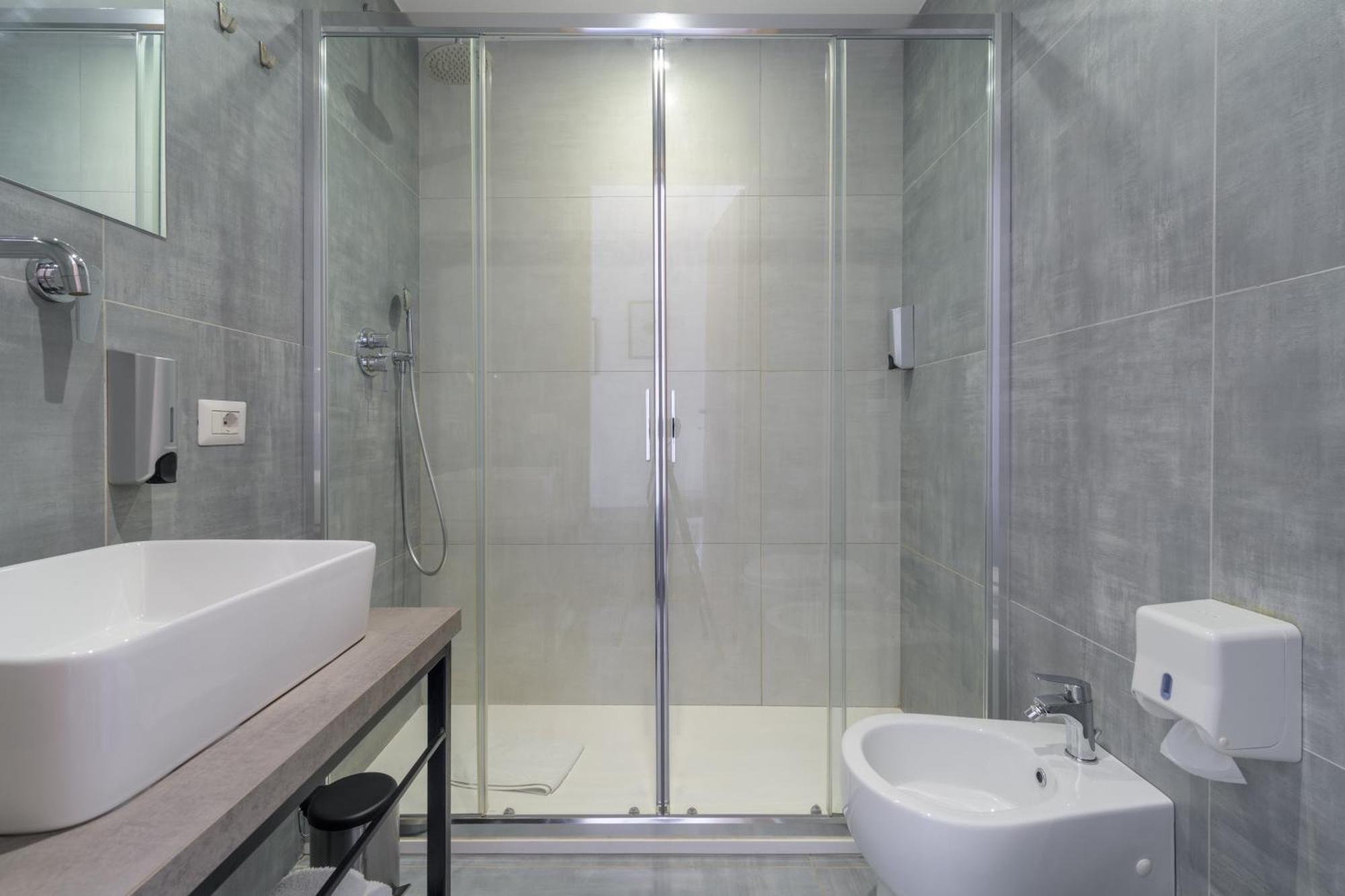 Room 65 Катания Экстерьер фото